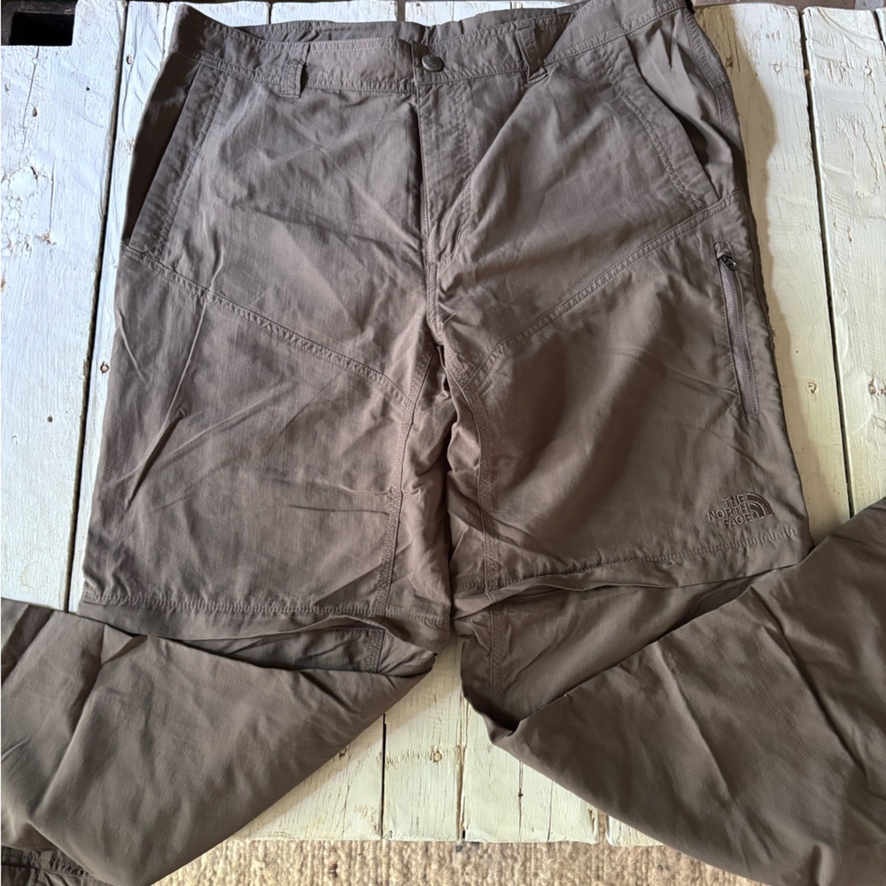 Men’s The North Face Pants - zip off into shorts
